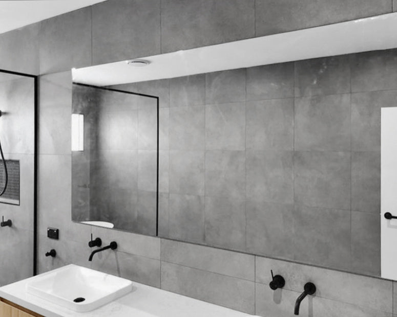 A Beginner’s Simple Guide to Choosing a Bathroom Mirror