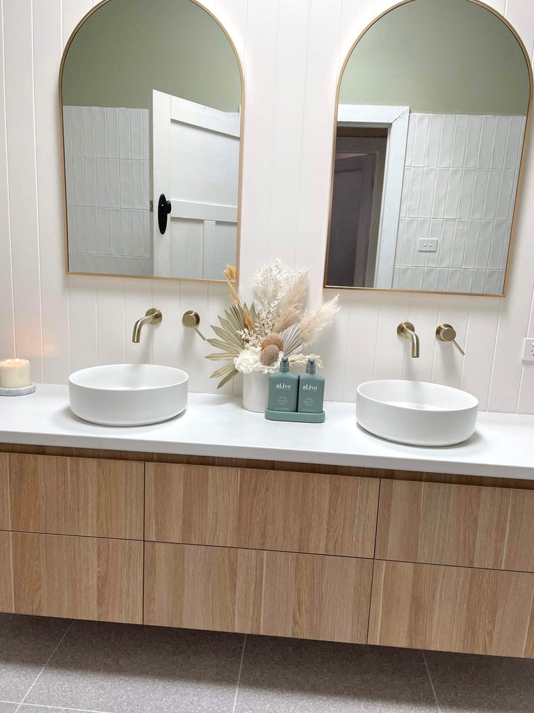 Finding the right mirrors for bathrooms